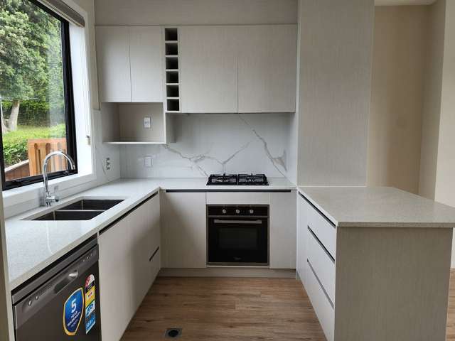 22D Totaravale Drive Totara Vale_1