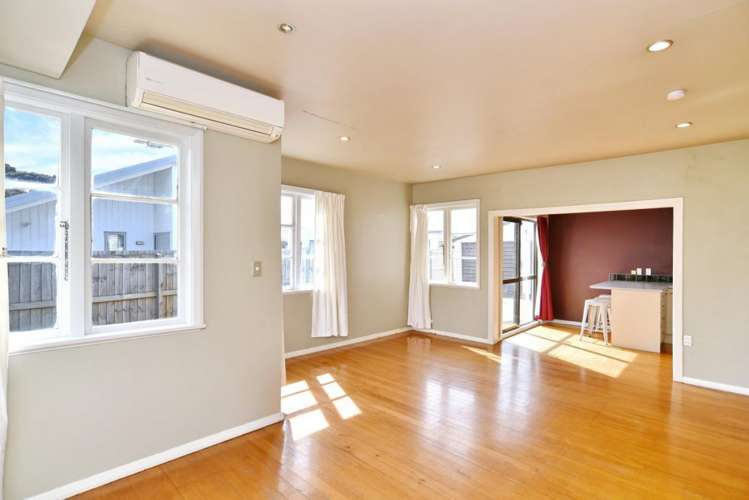 2 Davis Place Woolston_14