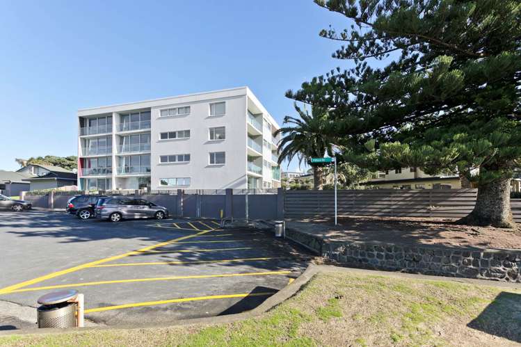 6/64 Milford Road Milford_18