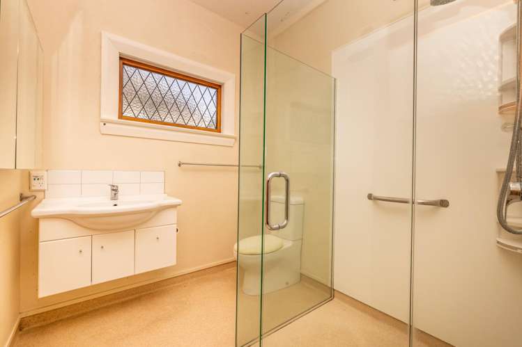 10 June Street Highfield_11