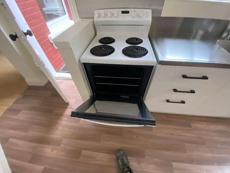 8 Riego Street North Dunedin_13