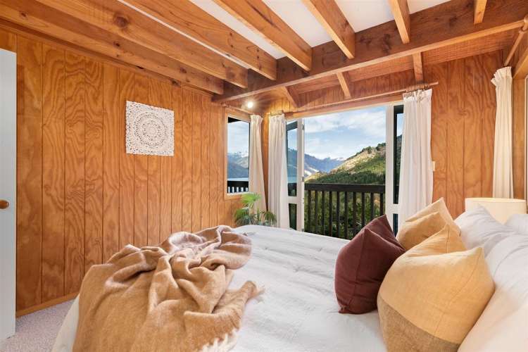 32b Mackinnon Terrace Fernhill/Sunshine Bay_10