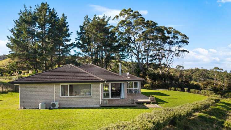 175 Chamberlain Road Bombay_24