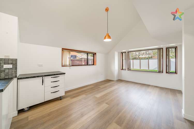 34 Waddington Drive Naenae_8