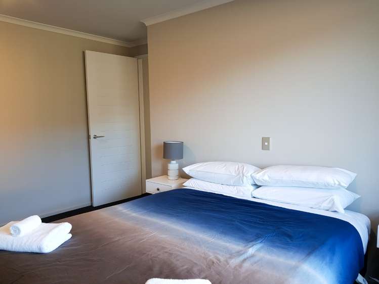 19 Mistake Drive Lake Tekapo_18