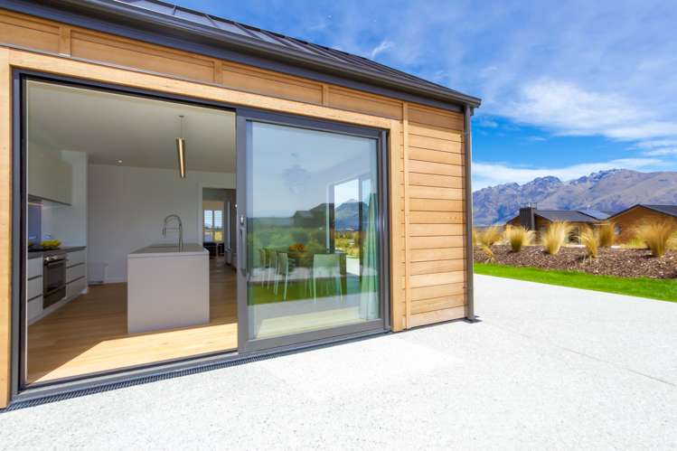 4 Hovingham Court Jacks Point_6