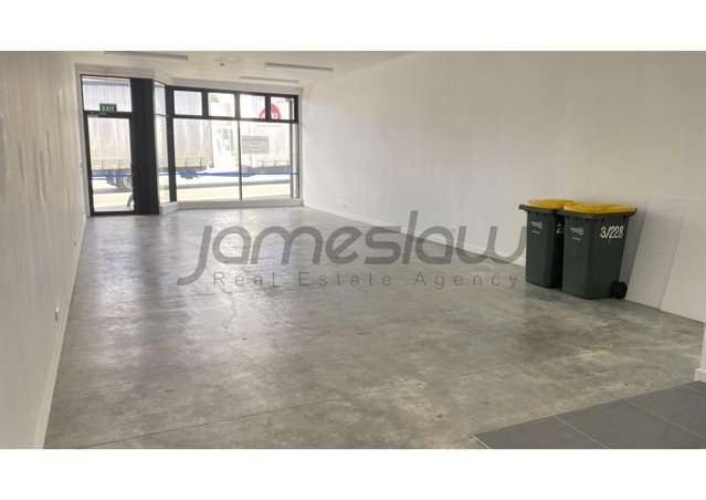 2/228 Edmonton Road Te Atatu South_2