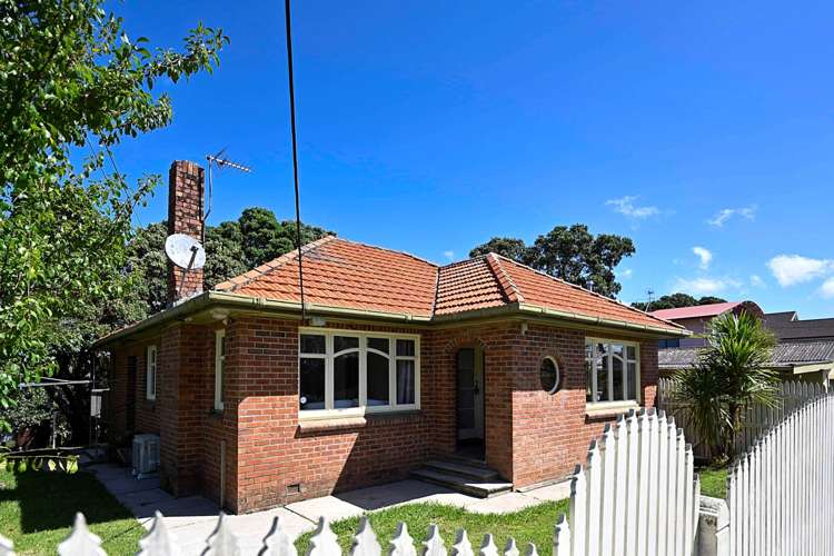 79 Ngataringa Road Devonport_26