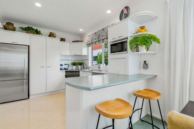 32 Fifth Avenue Avenues_10