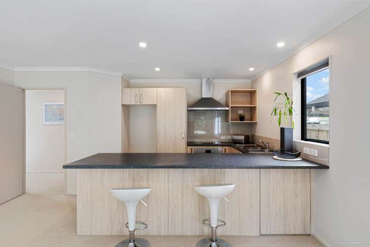 23 Maylee Crescent Gulf Harbour_11