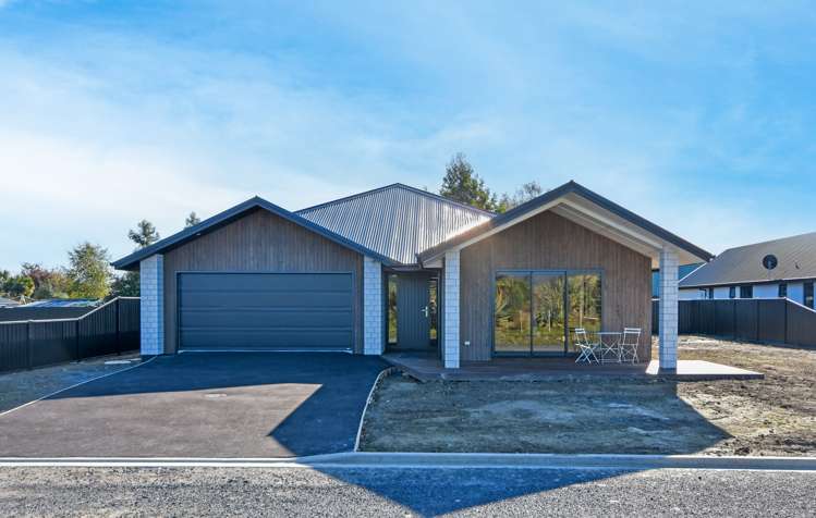 44 Constitution Avenue Milton_21