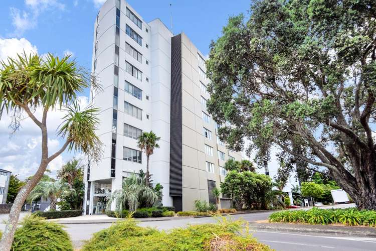 701/86 The Strand Parnell_18