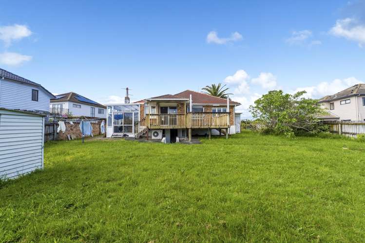 86 Mcleod Road Te Atatu South_14