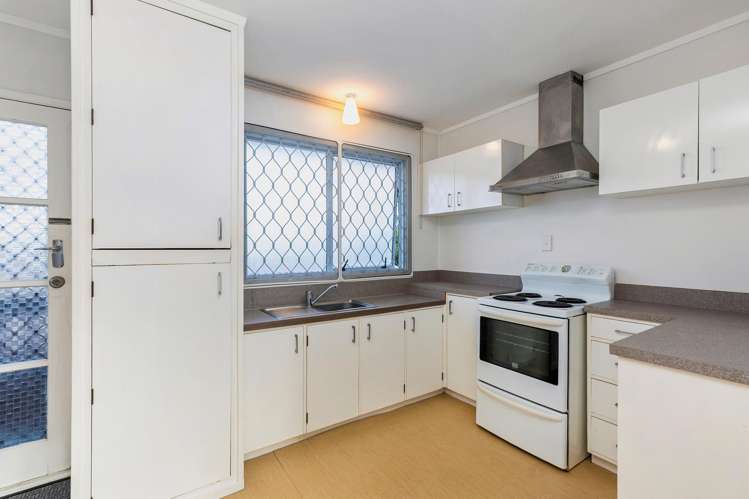 2/7 Wainui Avenue Point Chevalier_7