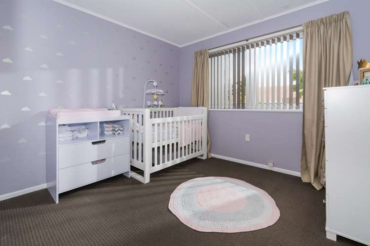 82 Birkdale Road Birkdale_15