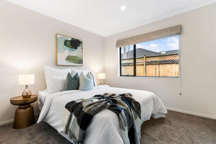 33 Croftview Road Wattle Downs_11