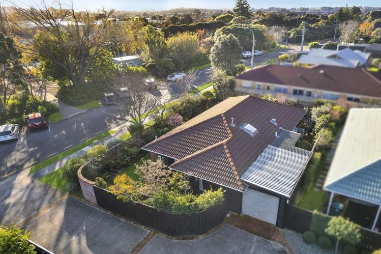 1/15 Pehi Kupa Street Waikanae_22