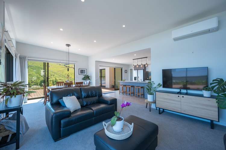 18 Hill Tops Way Stoke_11