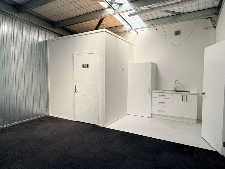 3/145 Ossie James Drive Rukuhia_5