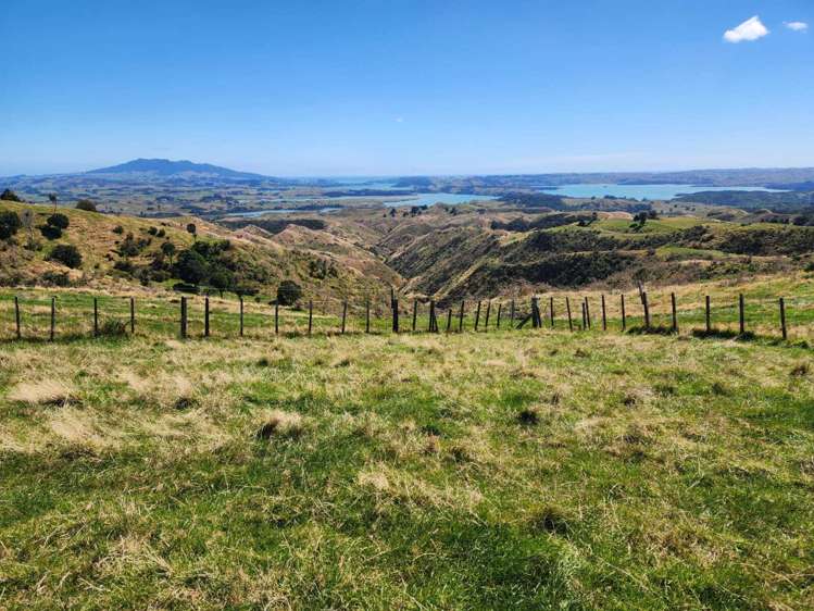 319 Ohautira Road Raglan_19