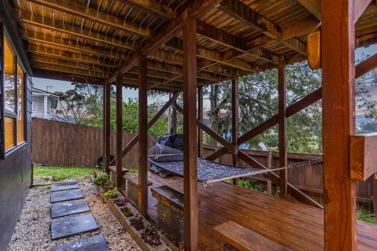 1/82a Captain Scott Road Glen Eden_17