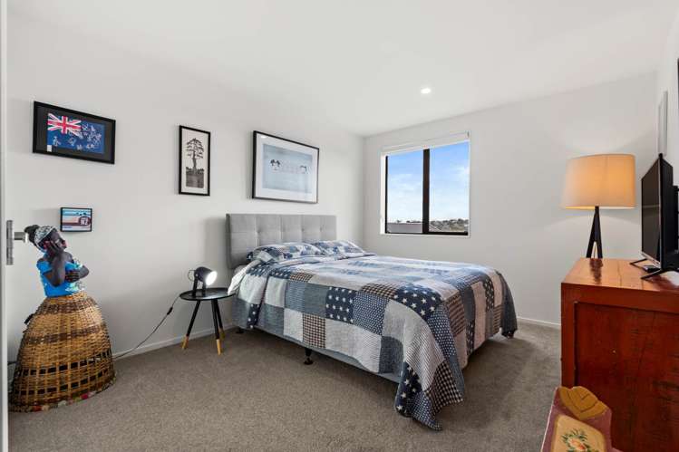 56 Seafarer Crescent Stanmore Bay_17