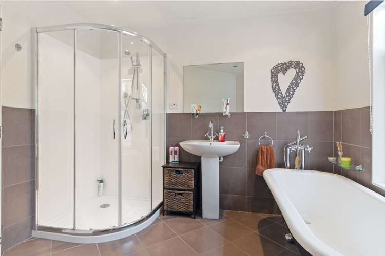 1 Ritchie Street Te Aroha_11