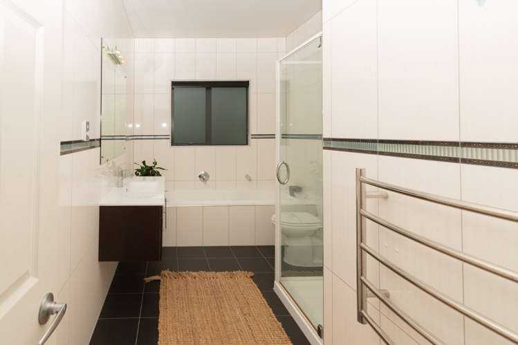 74 Oakway Drive Schnapper Rock_18