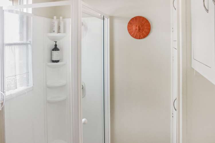 29 Wayside Ave 1407_12