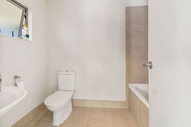 4/15 Dp Tarawera Road Lynmore_11