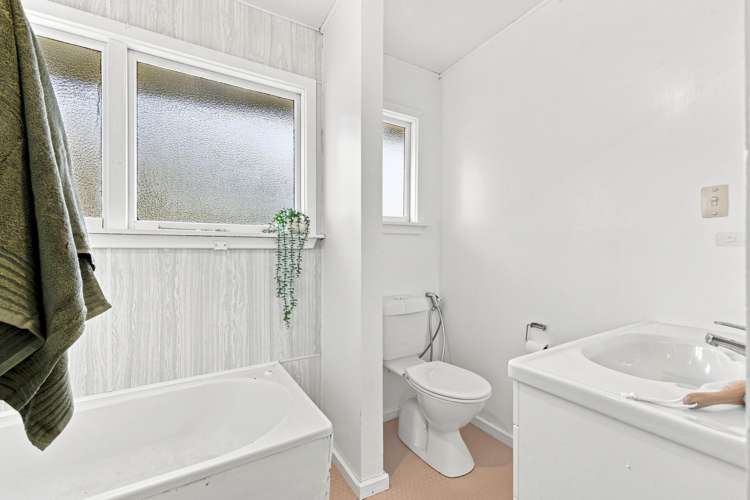12 Chartwell Street Burwood_8