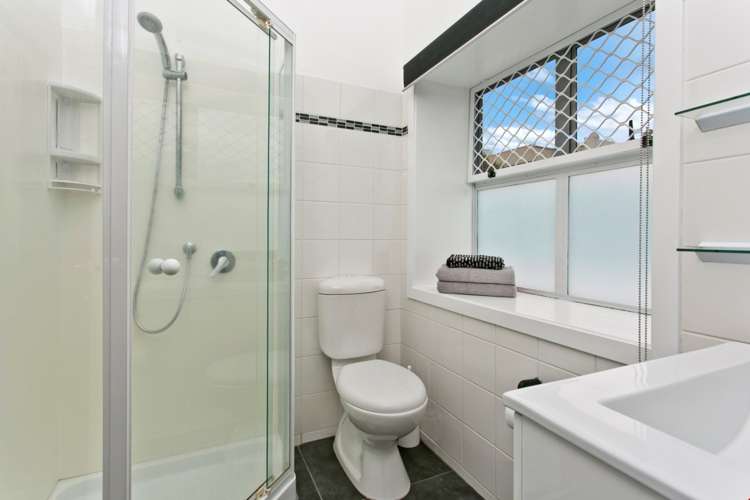 2a/68 Mokoia Road Birkenhead_9