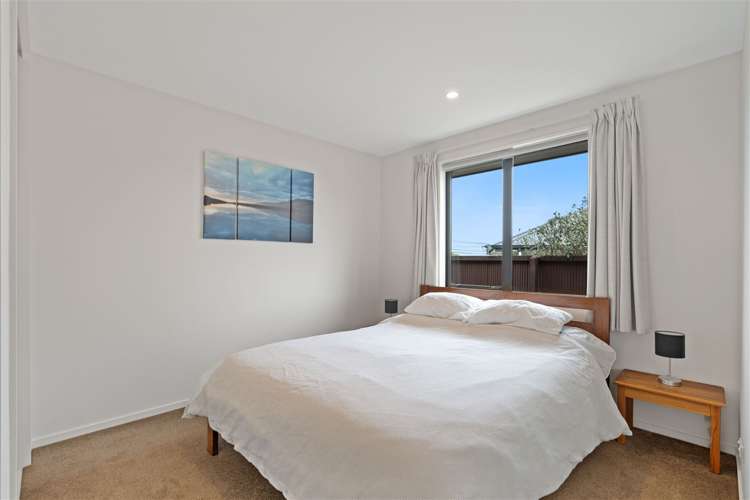 76 Rowan Avenue Aranui_15