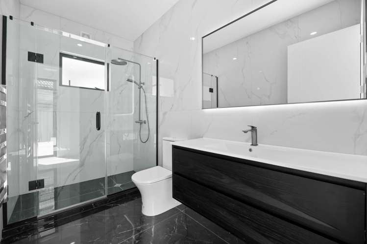 26 Furlough Road Opaheke_16