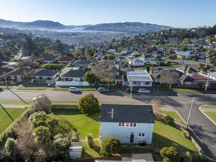 136 Riselaw Road Calton Hill_21