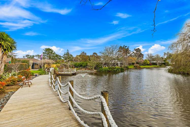 41 Whangaparaoa Road Red Beach_1