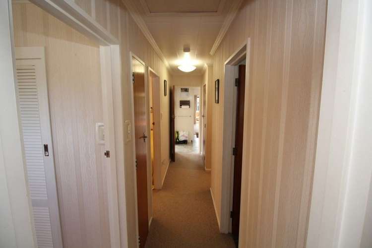 16a Flower Street Bulls_28