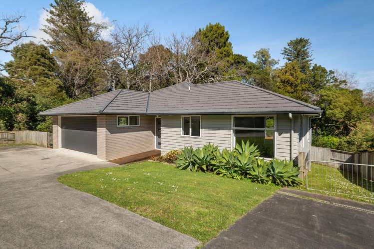 128 Korokoro Crescent_0