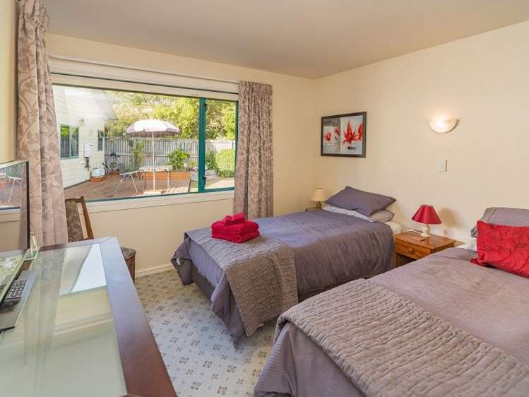 10 Ardilea Avenue Stoke_18