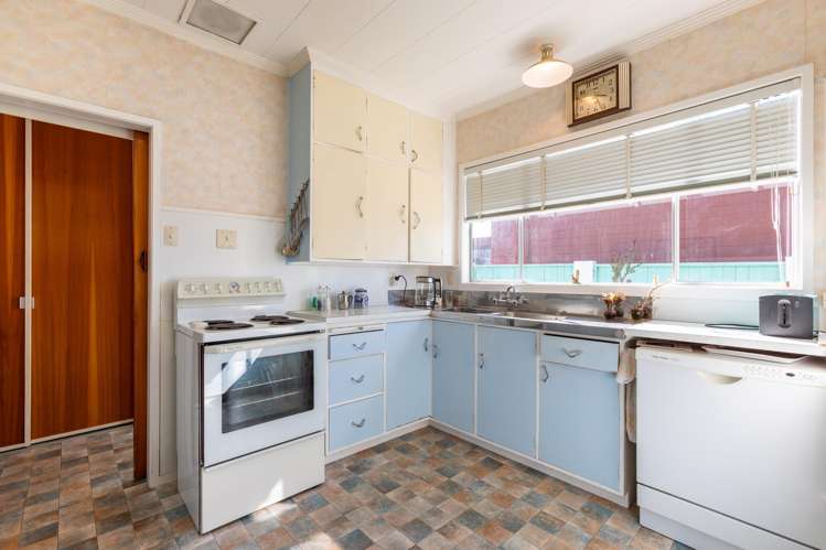 25 Guy Street Dannevirke_9