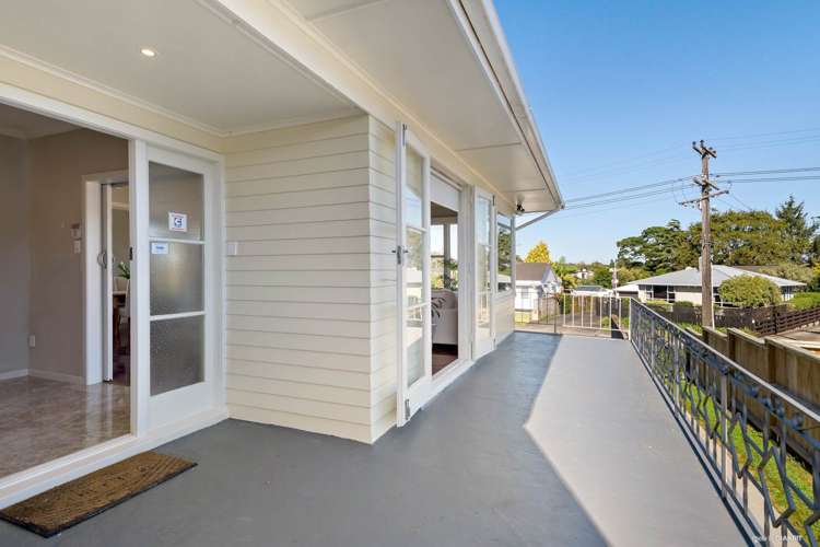 8 Gills Avenue Papakura_20