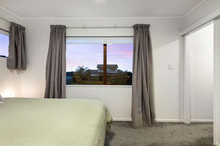 1/42 Lexington Drive Botany Downs_17