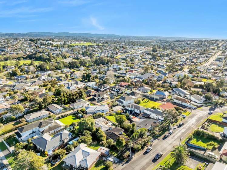 79 Boyce Avenue Mt Roskill_16