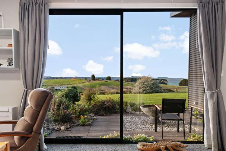 11 Liddells Road Taieri Mouth_10