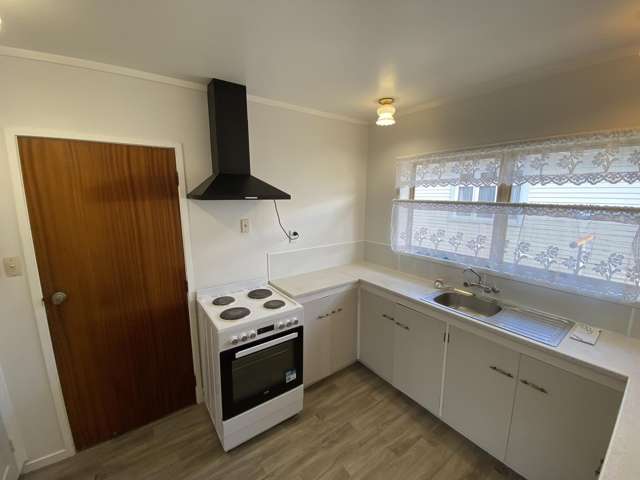 2/238 Shirley Road Papatoetoe_3