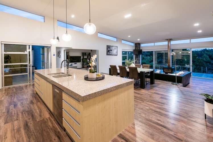 471 Whitford Road Whitford_14