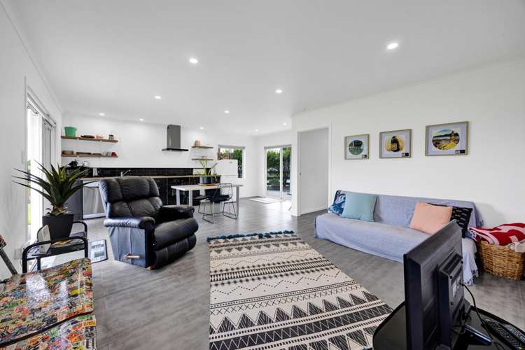 5 Dorset Street Opunake_22