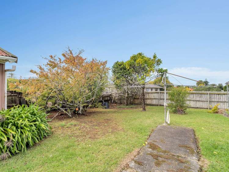 59 Tiroroa Ave Te Atatu South_22