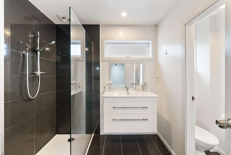 4/78a Holly Road Saint Albans_14