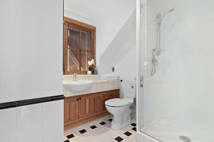 1b Poole Lane Queenstown_16